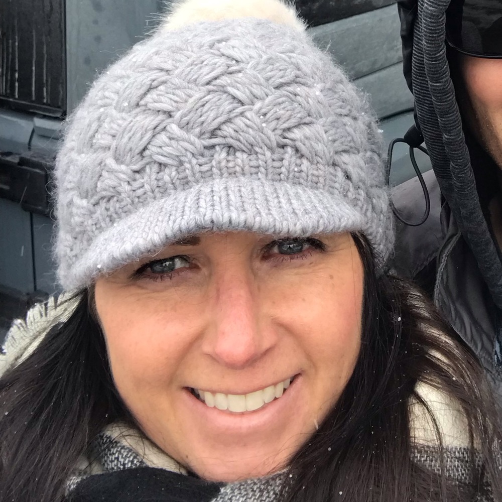 Meet your Posher, Traci